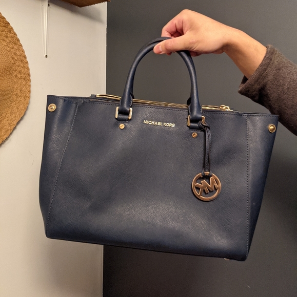 Michael Kors Bag - Picture 1 of 6
